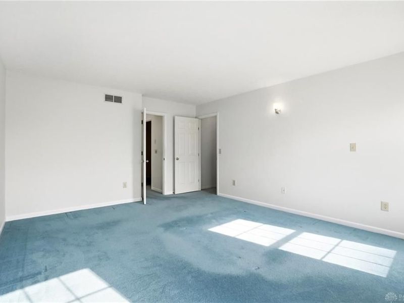 731 Farmbrook Drive, Beavercreek, OH 45430 Photo 32