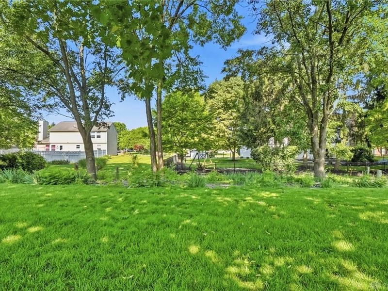 731 Farmbrook Drive, Beavercreek, OH 45430 Photo 61