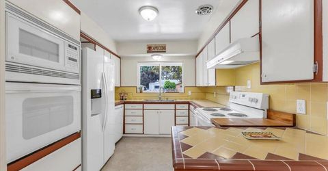 2485 Riviera Street, Reno, NV 89509 Photo