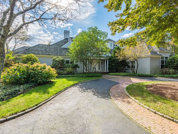 140 Seapuit Road , Osterville, MA 02655