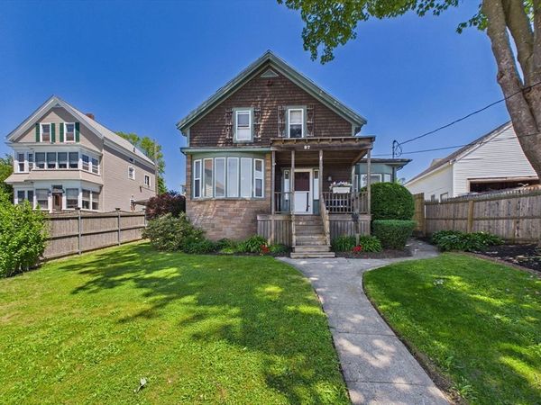 87 Stowe St, Fall River, MA 02720