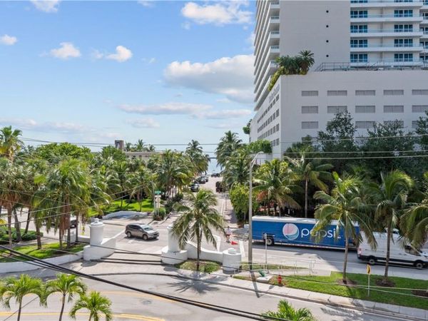 95 N Birch Road, Unit 405, Fort Lauderdale, FL 33304