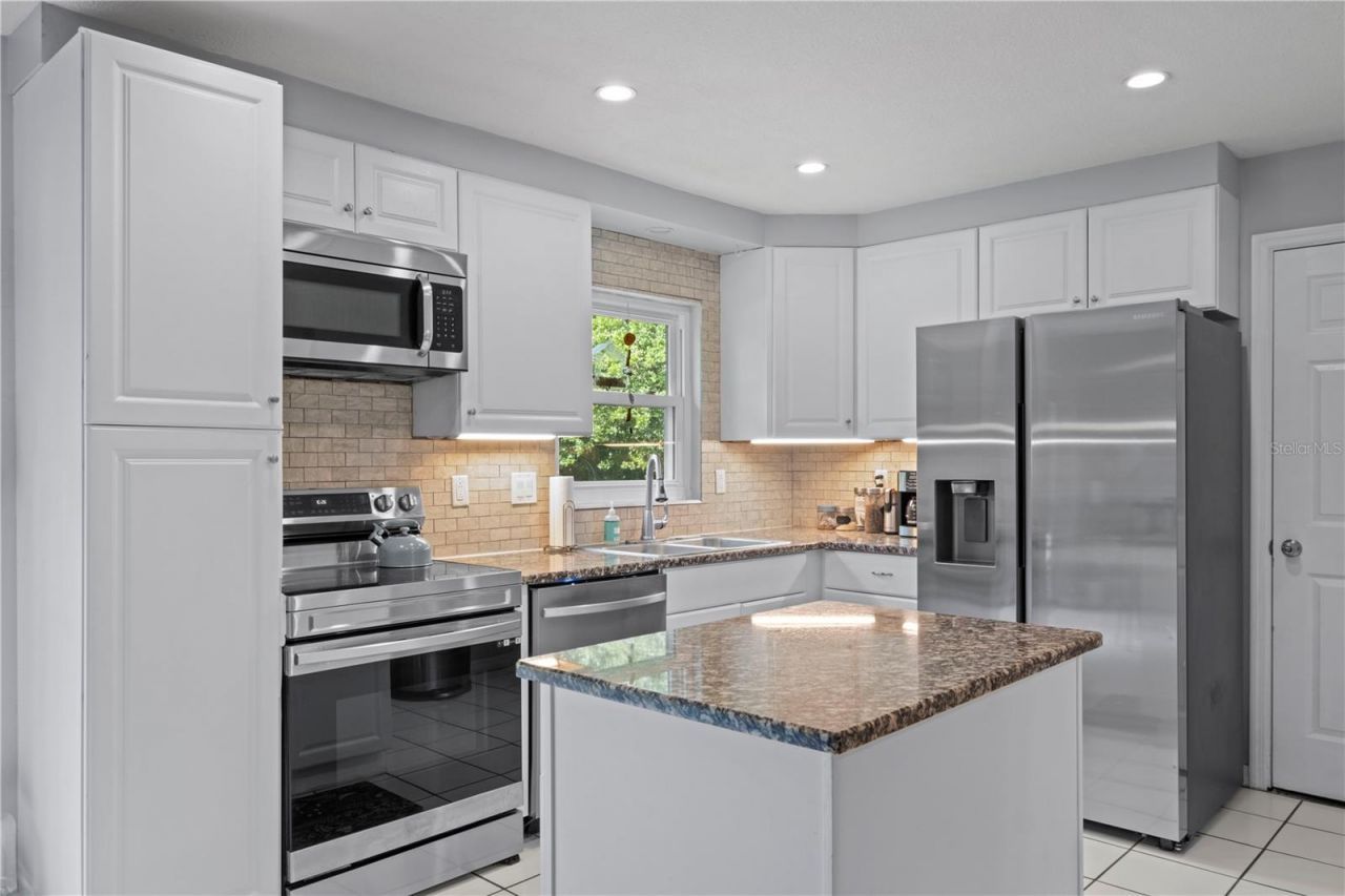2819 NW 55th Boulevard , Gainesville, FL 32653 Photo