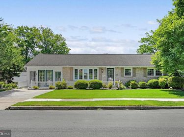 347 REGENT STREET, CAMP HILL, PA 17011
