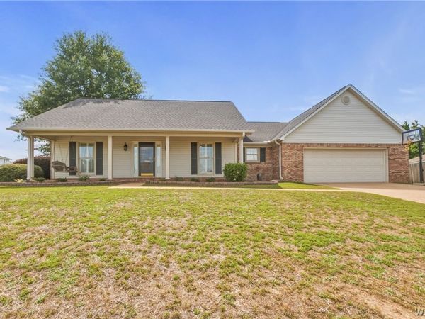 3844 Holly Point Circle , Northport, AL 35473