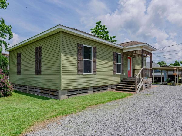 1971 La Hwy 70, Pierre Part, LA 70339
