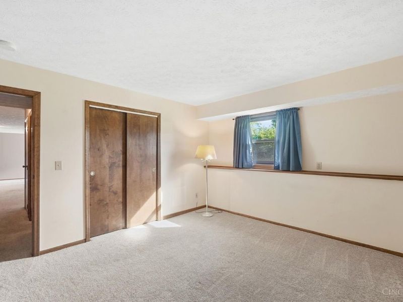 2312 Bevington Lane, Hamilton, OH 45013 Photo 32