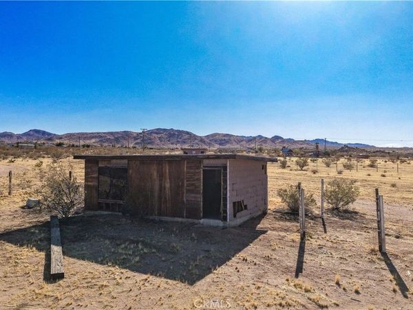 56232 Cone Boulevard, Landers, CA 92285