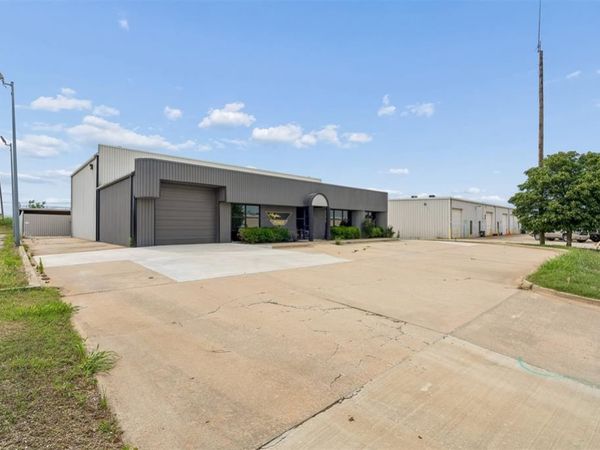 7925 N Wilshire Court, Oklahoma City, OK 73132