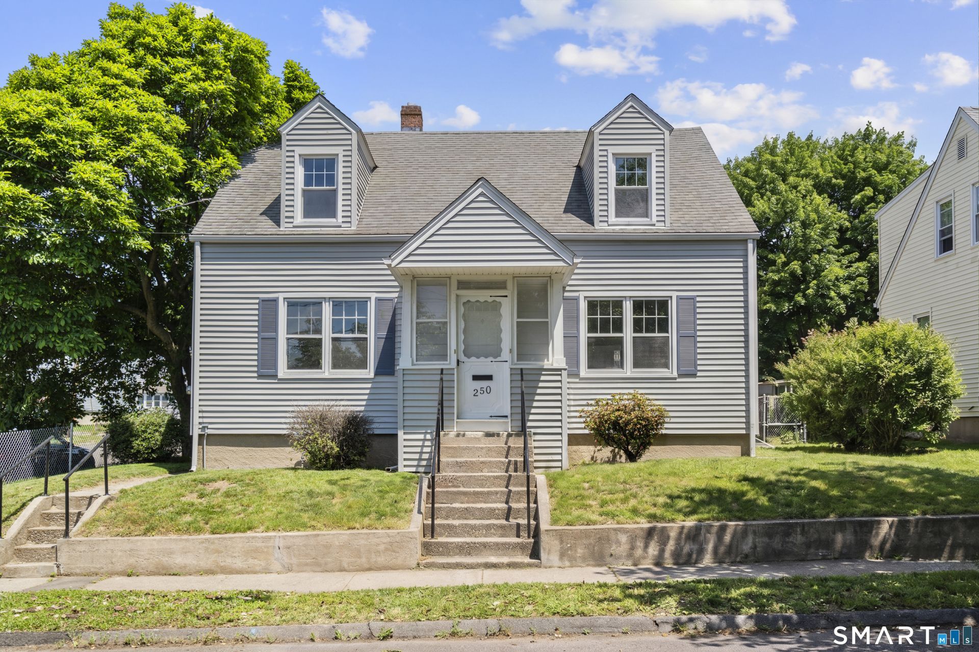 250 Jackson, Stratford, CT 06615 Main Photo