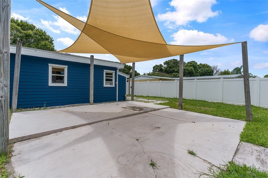 926 37th Avenue, Vero Beach, FL 32960 Photo