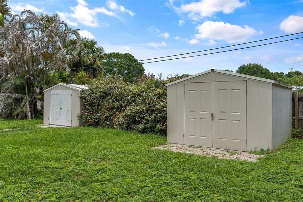 926 37th Avenue, Vero Beach, FL 32960 Photo