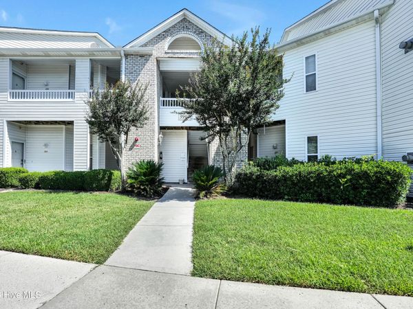 3907 River Front Place, Unit 202, Wilmington, NC 28412