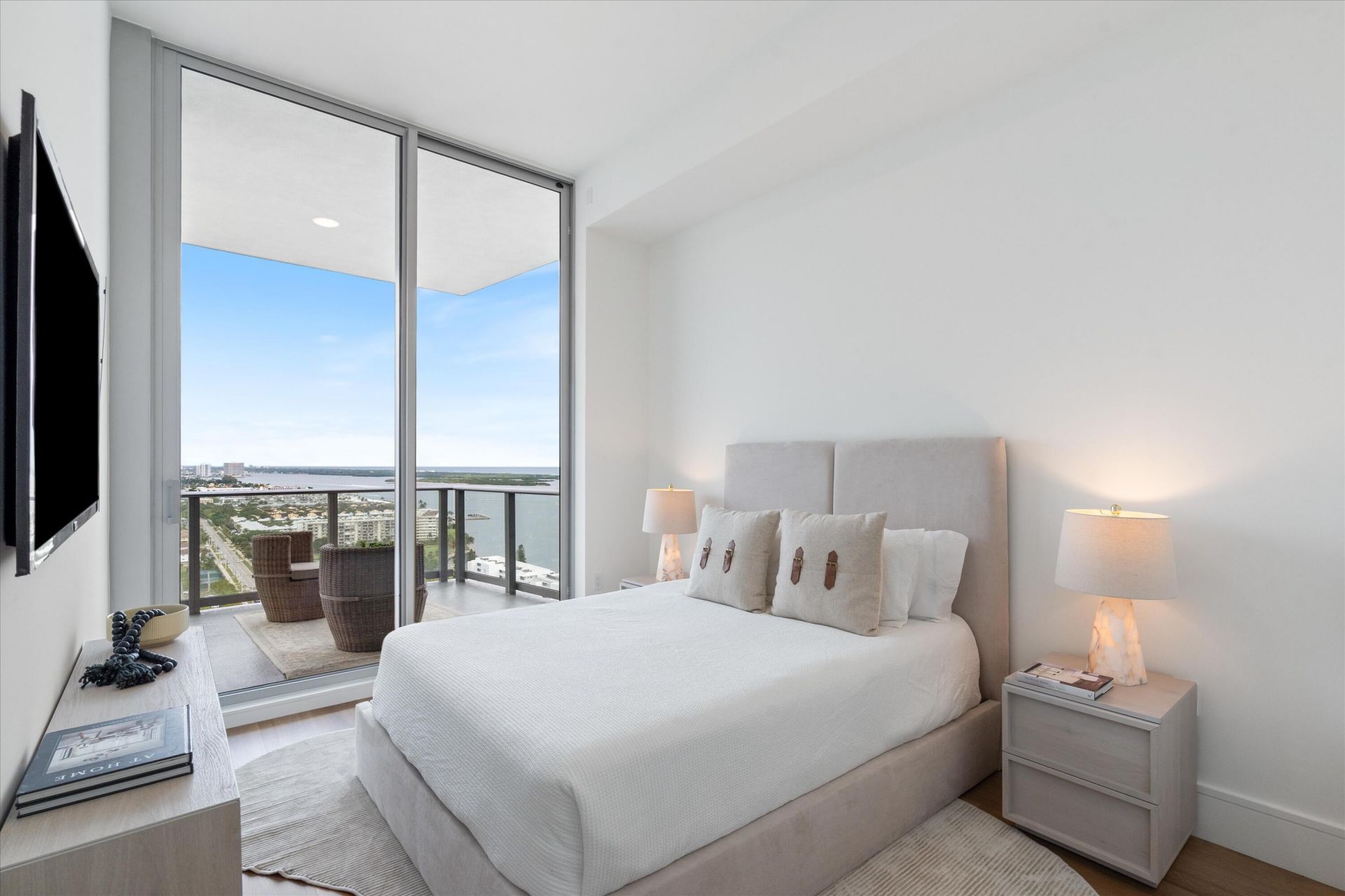 220 Lake Shore Drive, Unit 2305, Lake Park, FL 33403 Photo