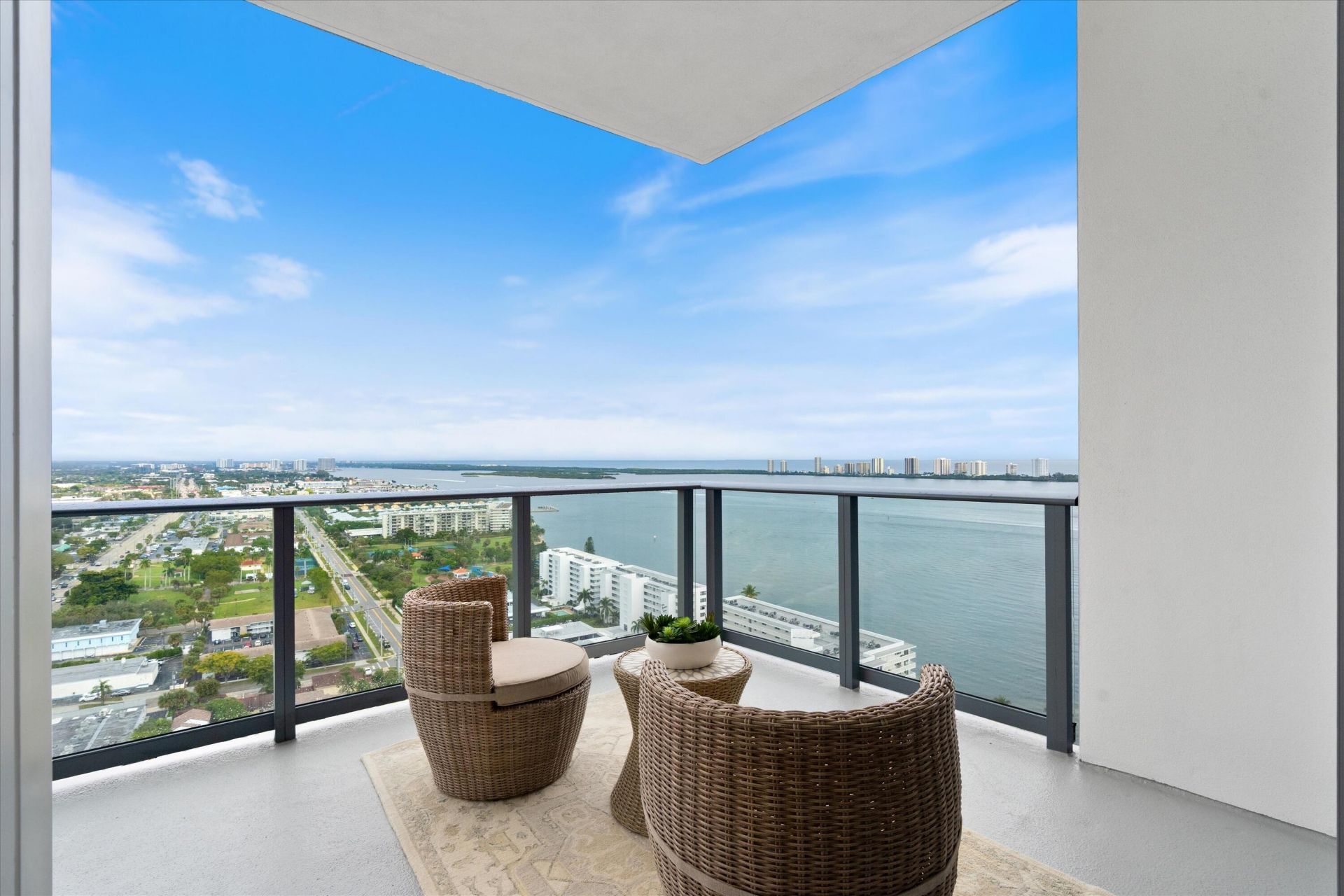 220 Lake Shore Drive, Unit 2305, Lake Park, FL 33403 Photo