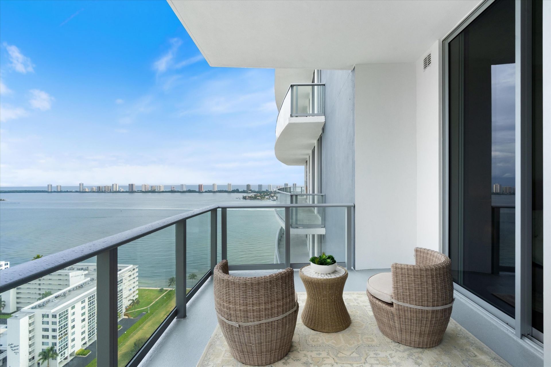 220 Lake Shore Drive, Unit 2305, Lake Park, FL 33403 Photo