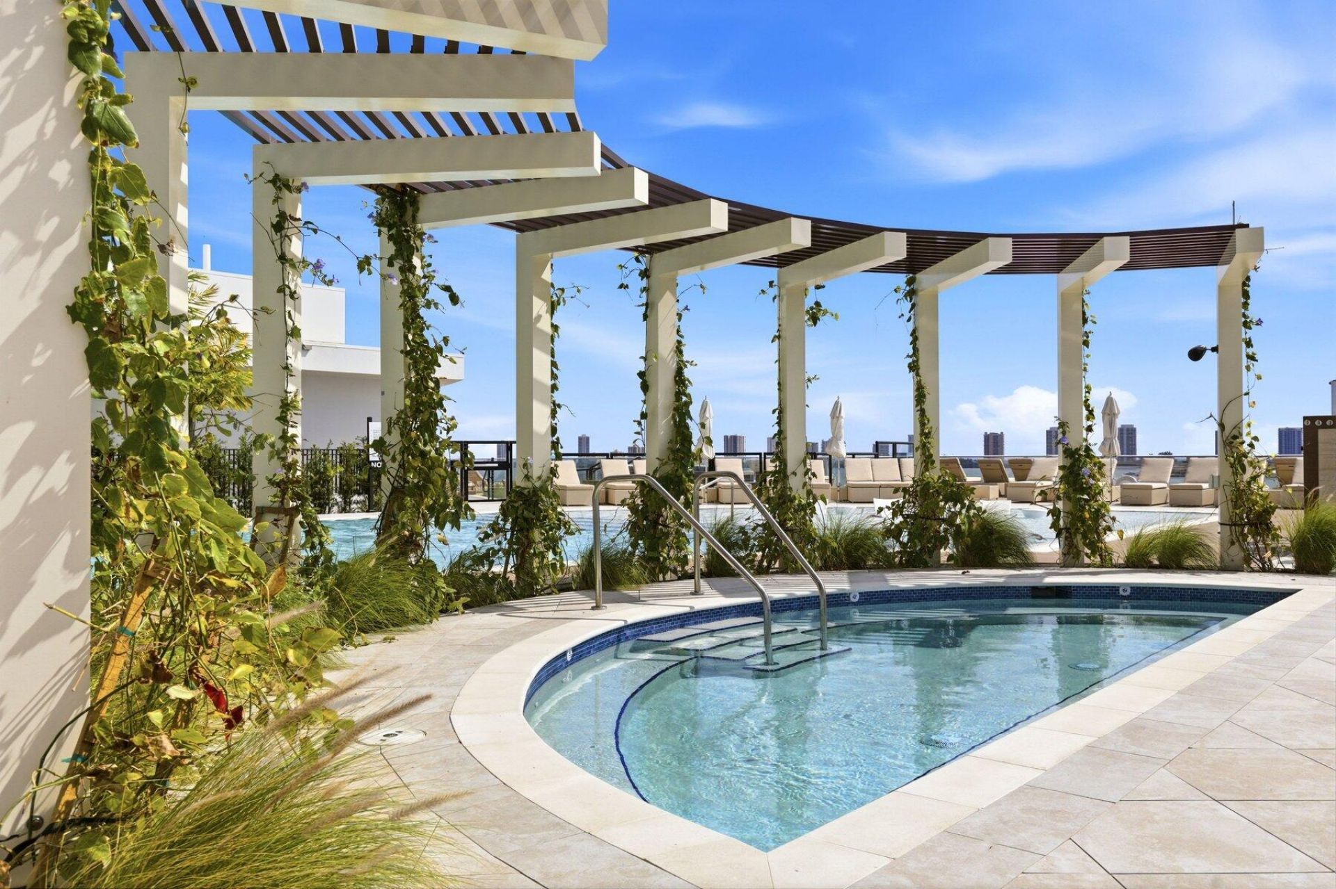 220 Lake Shore Drive, Unit 2305, Lake Park, FL 33403 Photo