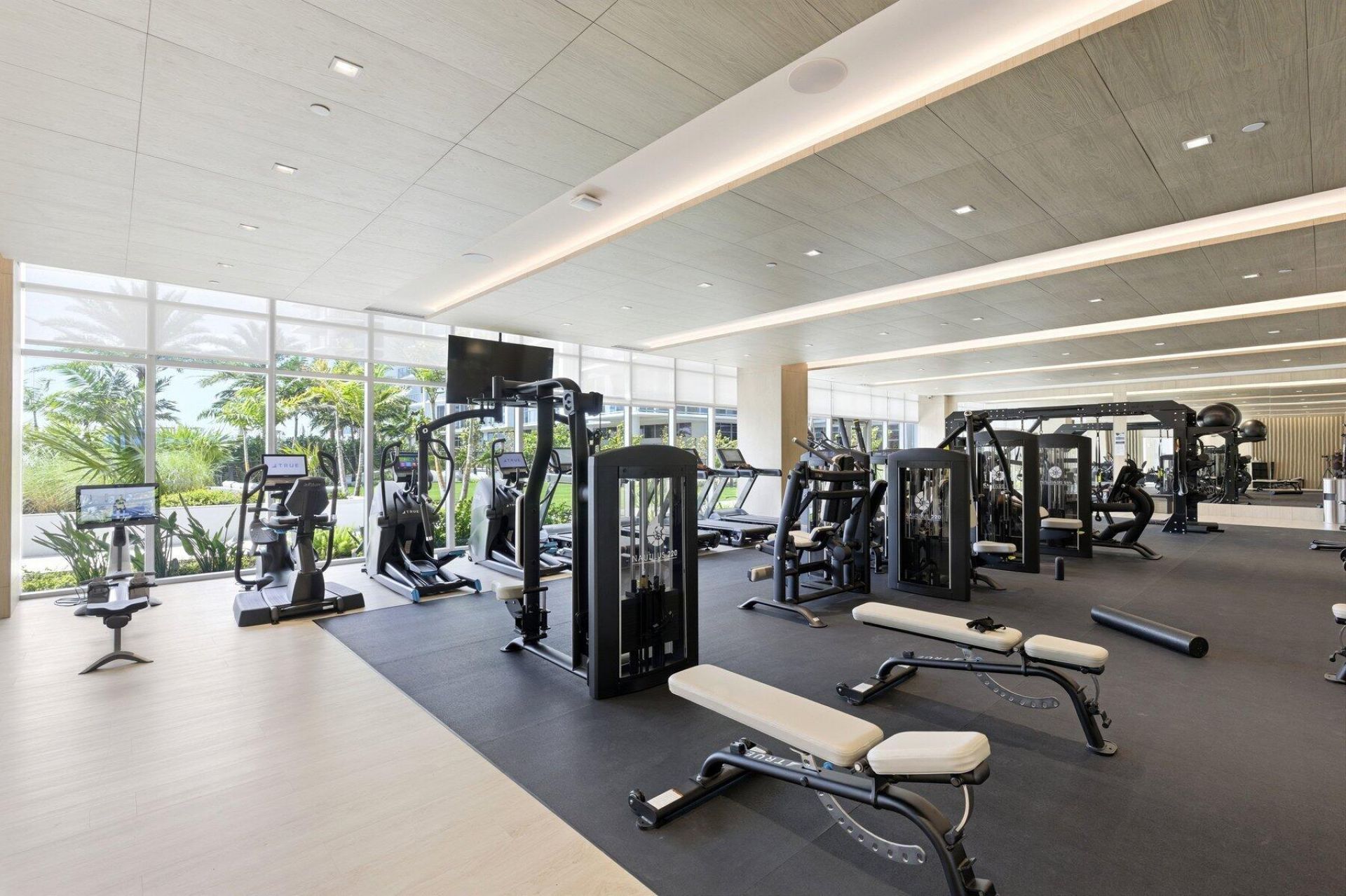 220 Lake Shore Drive, Unit 2305, Lake Park, FL 33403 Photo