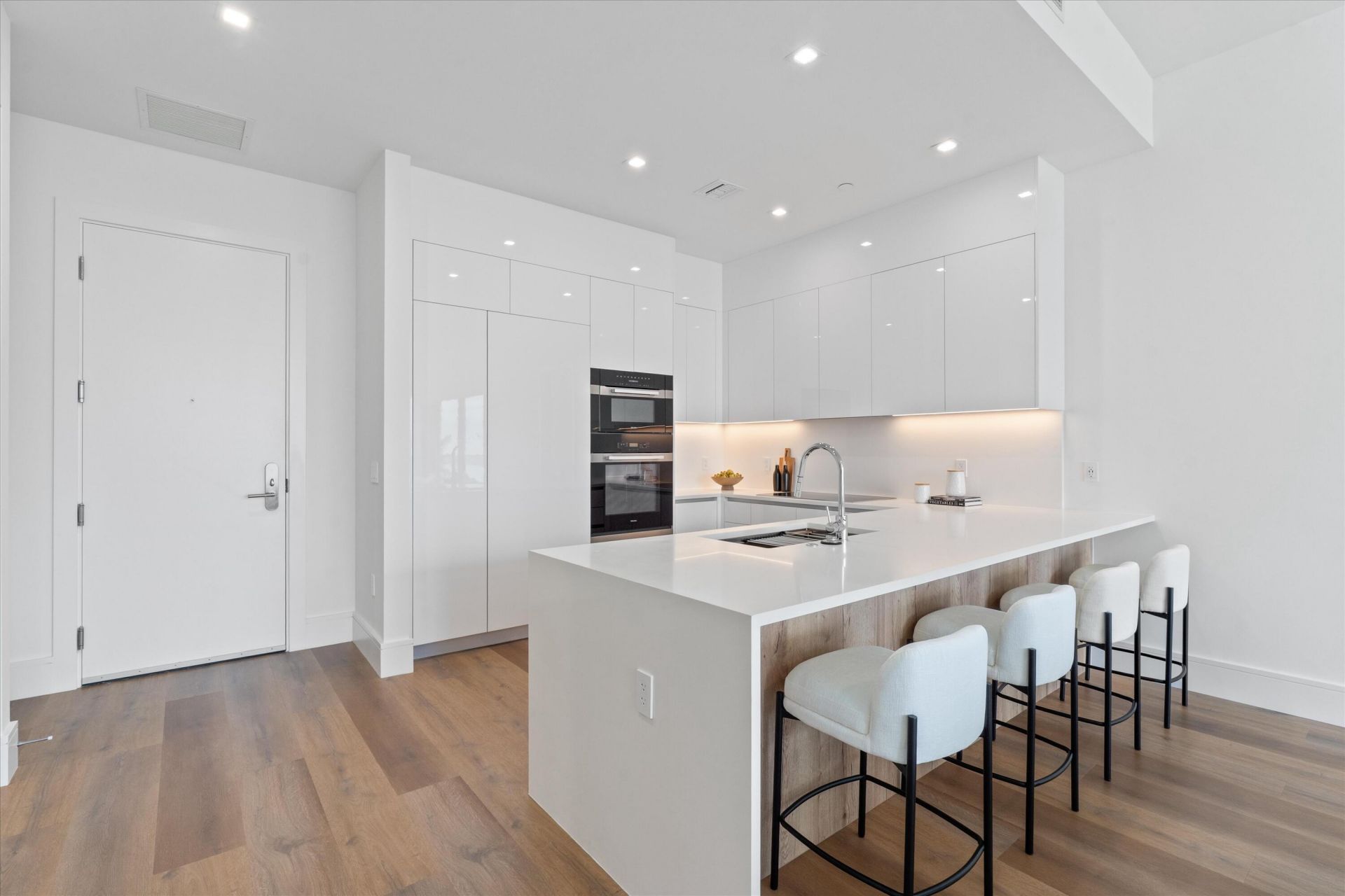 220 Lake Shore Drive, Unit 2305, Lake Park, FL 33403 Photo
