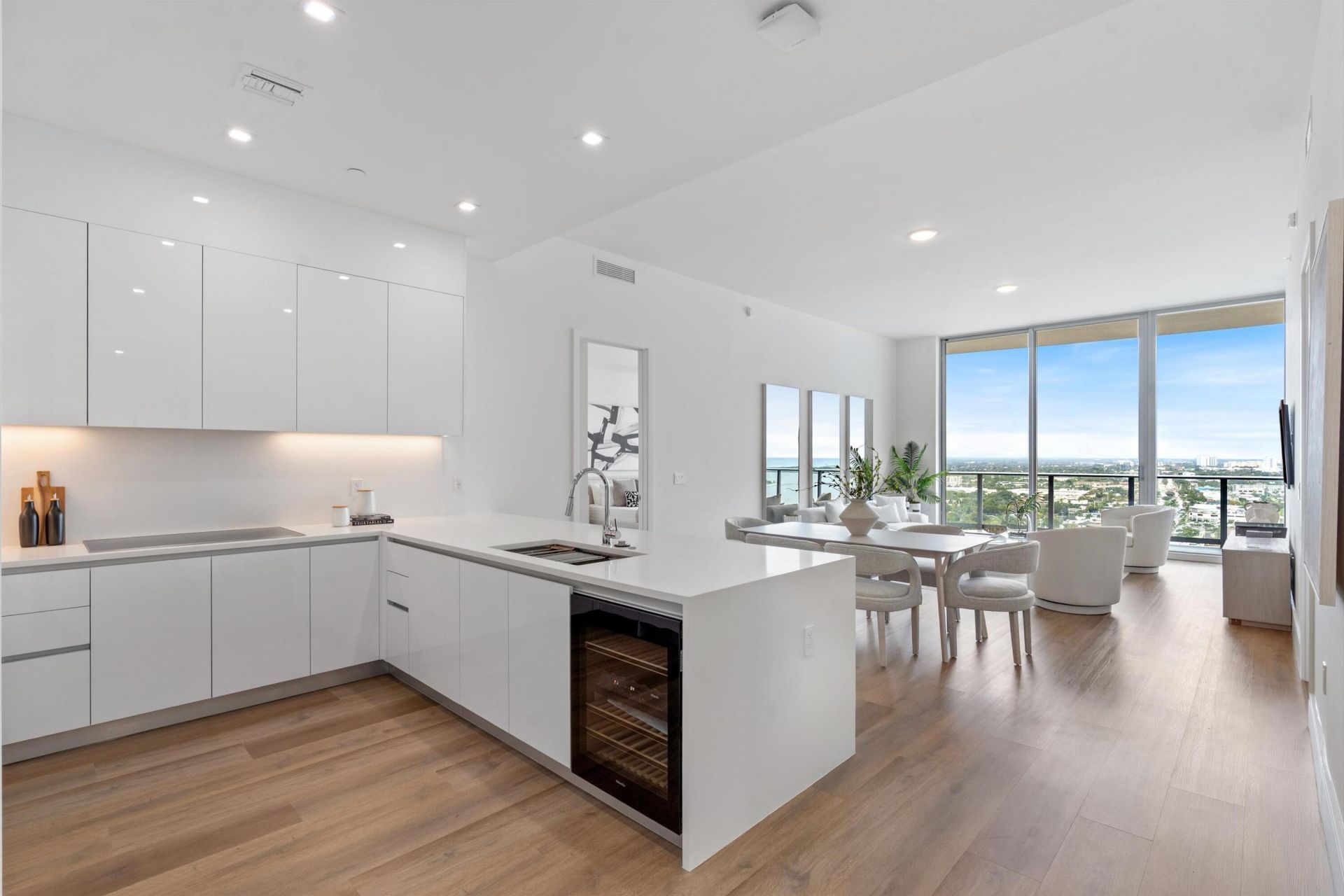 220 Lake Shore Drive, Unit 2305, Lake Park, FL 33403 Photo