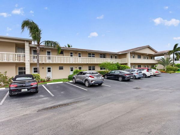 2115 NE 42nd Court, Unit 109n, Lighthouse Point, FL 33064