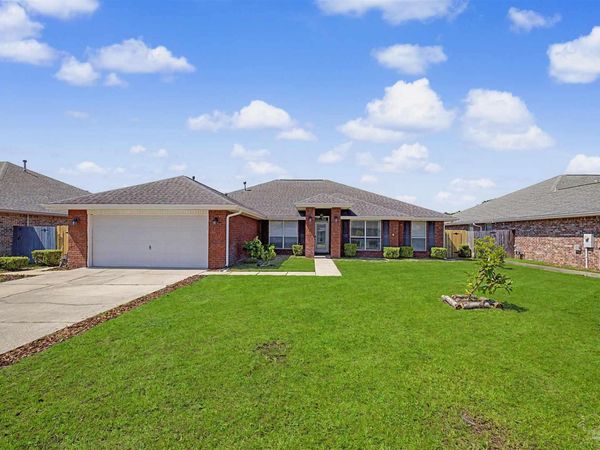 8768 Intruder Ct, Pensacola, FL 32506
