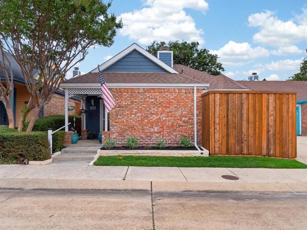 10923 Gable Circle , Dallas, TX 75229