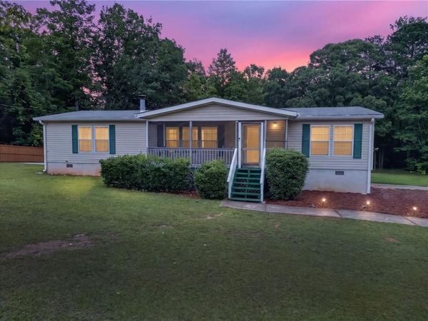 4094 Yancey Road , Douglasville, GA 30135
