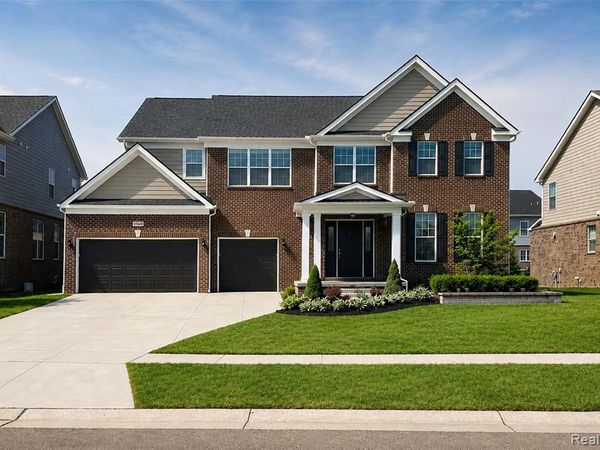 51040 Woodford Drive , CANTON, MI 48188