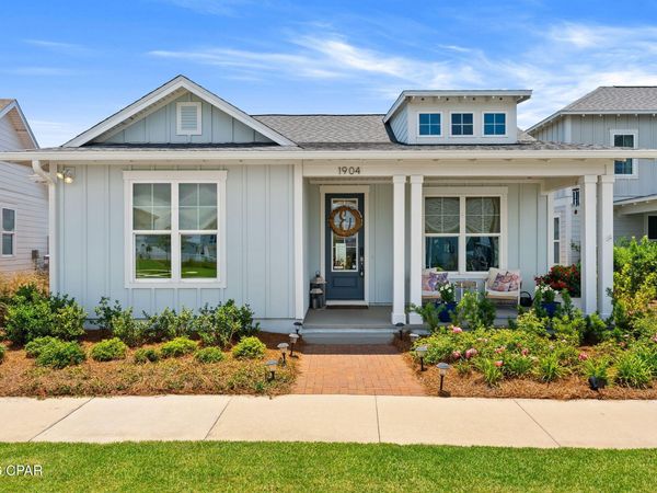 1904 Royal Tern Street , Panama City, FL 32405