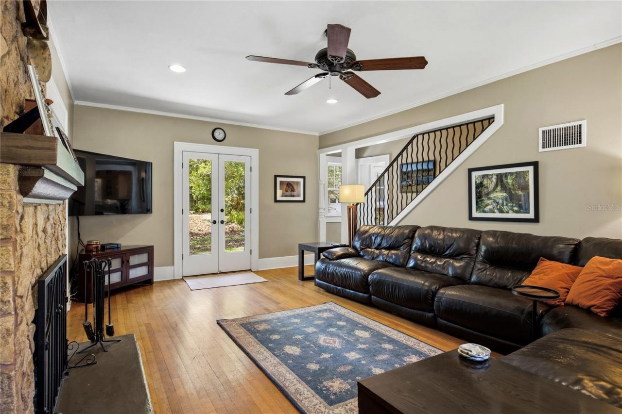720 NE Boulevard, Gainesville, FL 32601 Photo