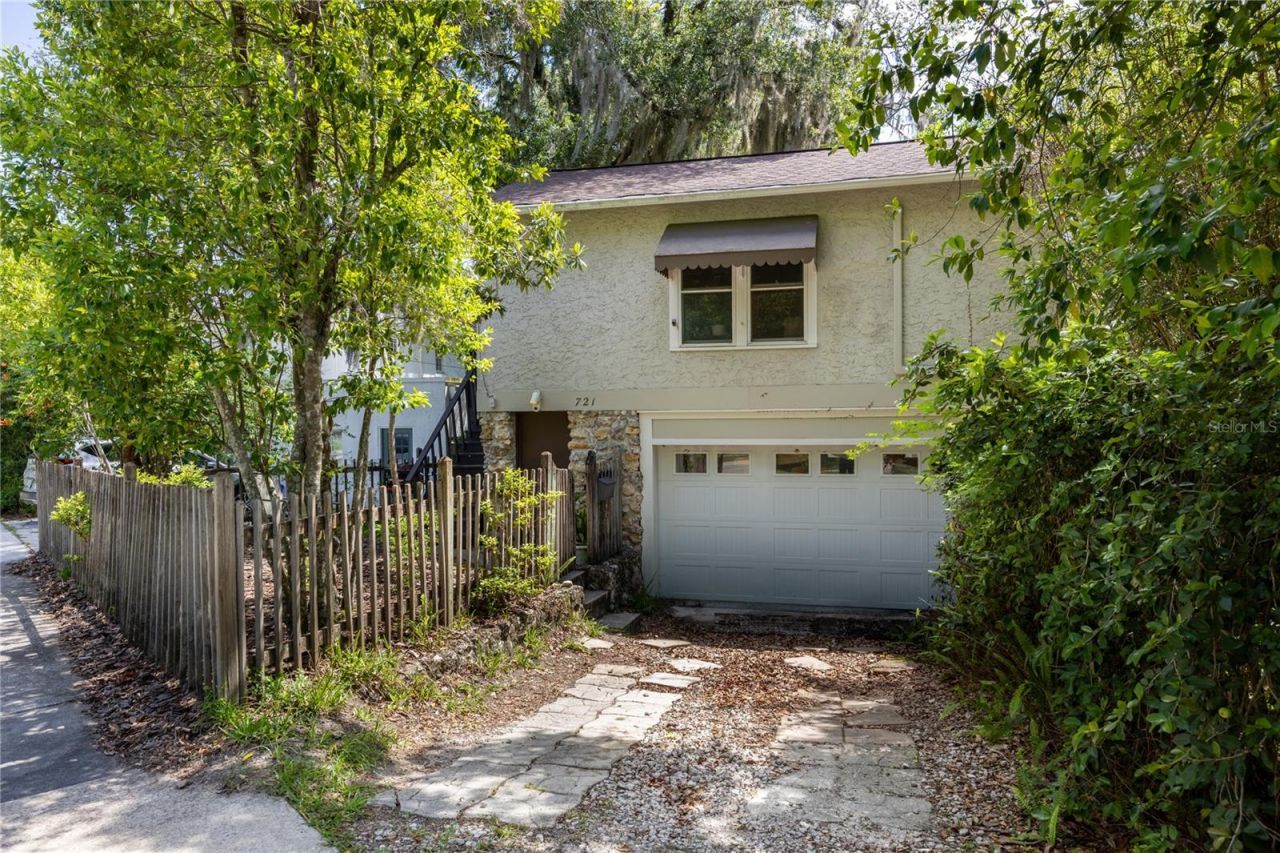 720 NE Boulevard, Gainesville, FL 32601 Photo