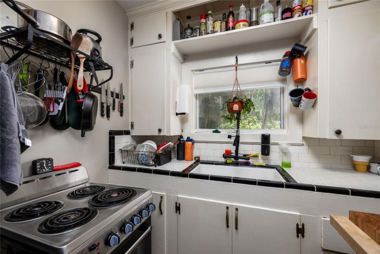 720 NE Boulevard, Gainesville, FL 32601 Photo