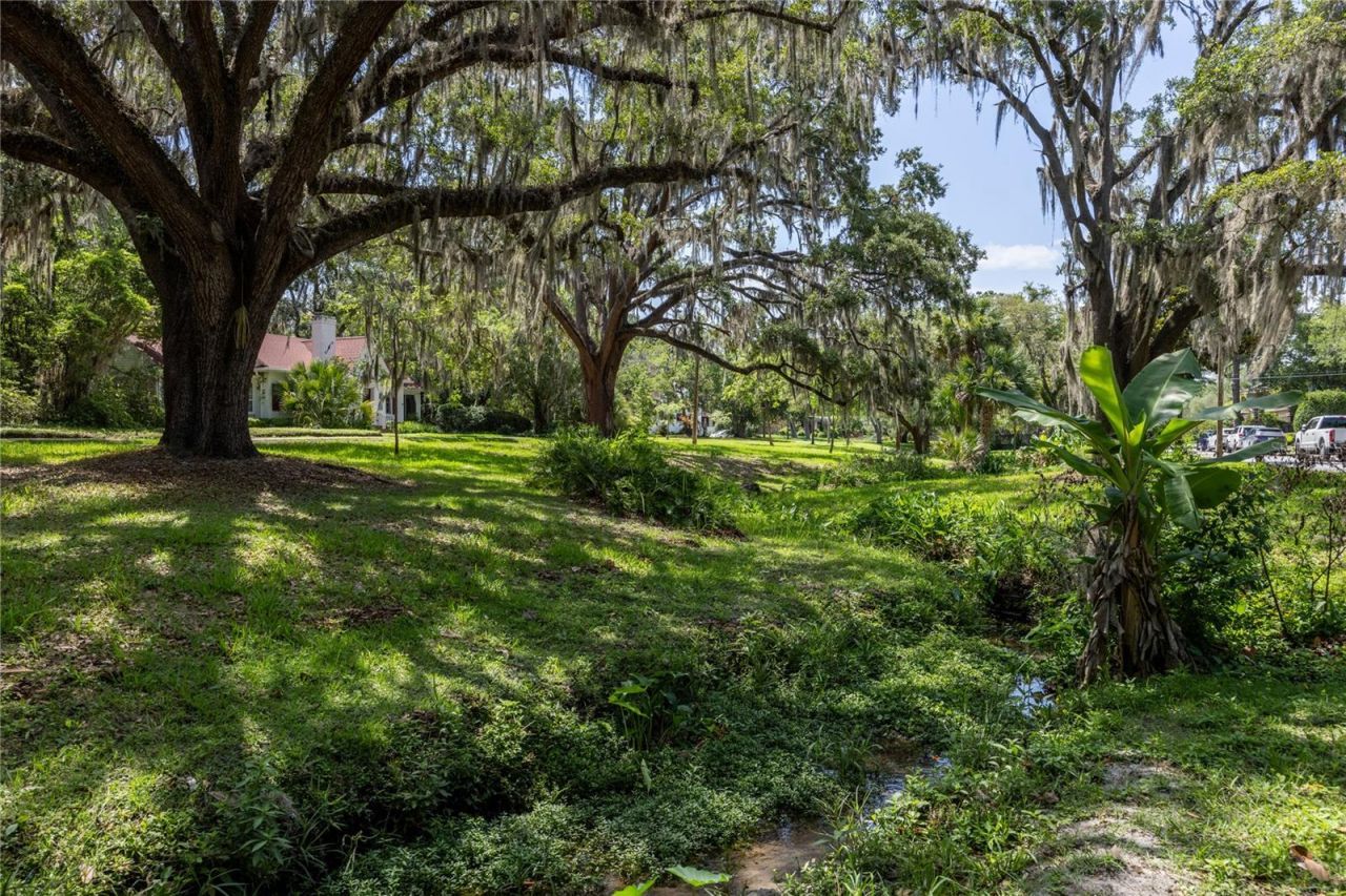 720 NE Boulevard, Gainesville, FL 32601 Photo