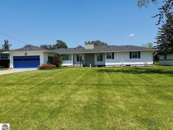1249 Washington Avenue W, Alpena, MI 49707
