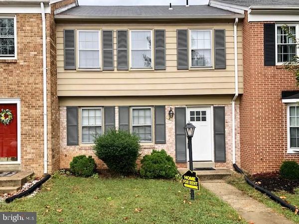 4 CHANTILLY COURT, ROCKVILLE, MD 20850