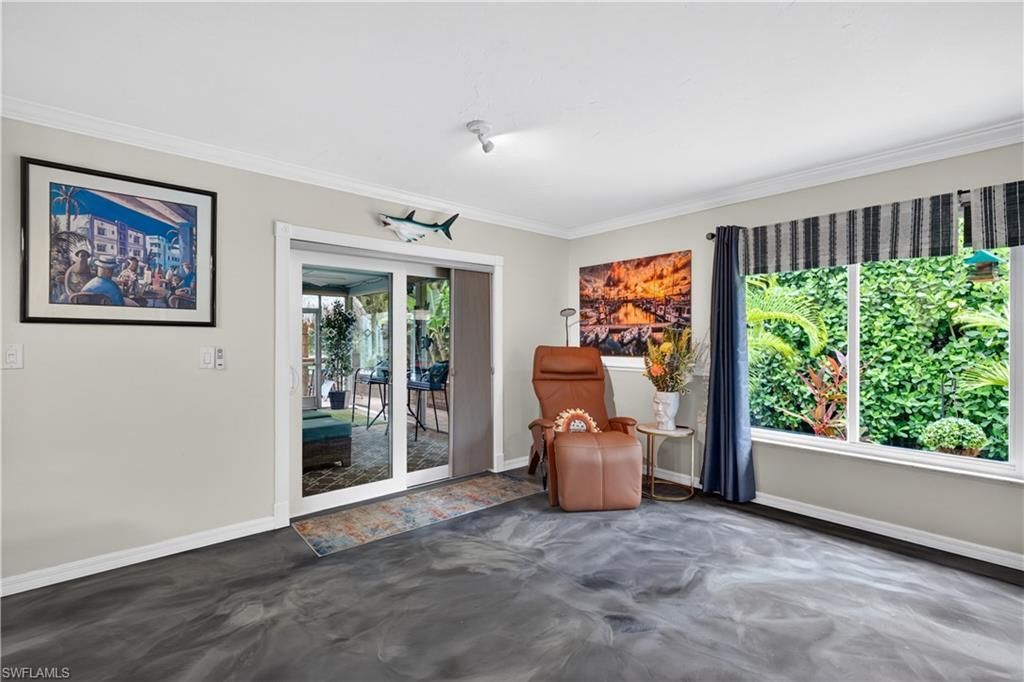 833 N Town And River Dr, Fort Myers, FL 33919 Photo