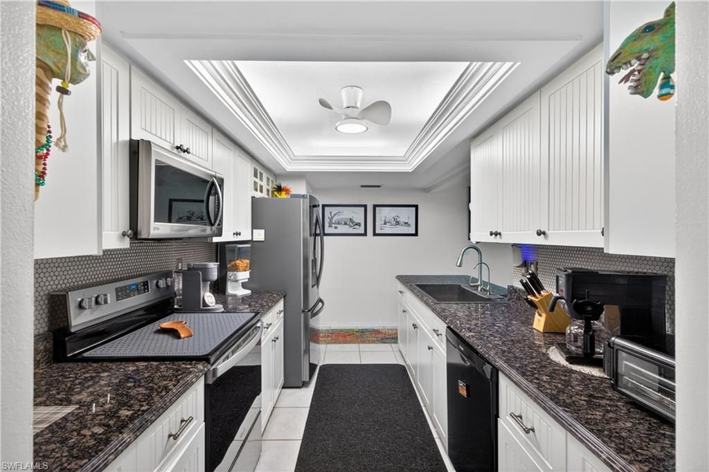 833 N Town And River Dr, Fort Myers, FL 33919 Photo