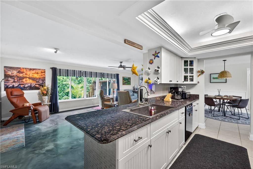 833 N Town And River Dr, Fort Myers, FL 33919 Photo