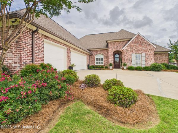 108 Esther Cove, Madison, MS 39110