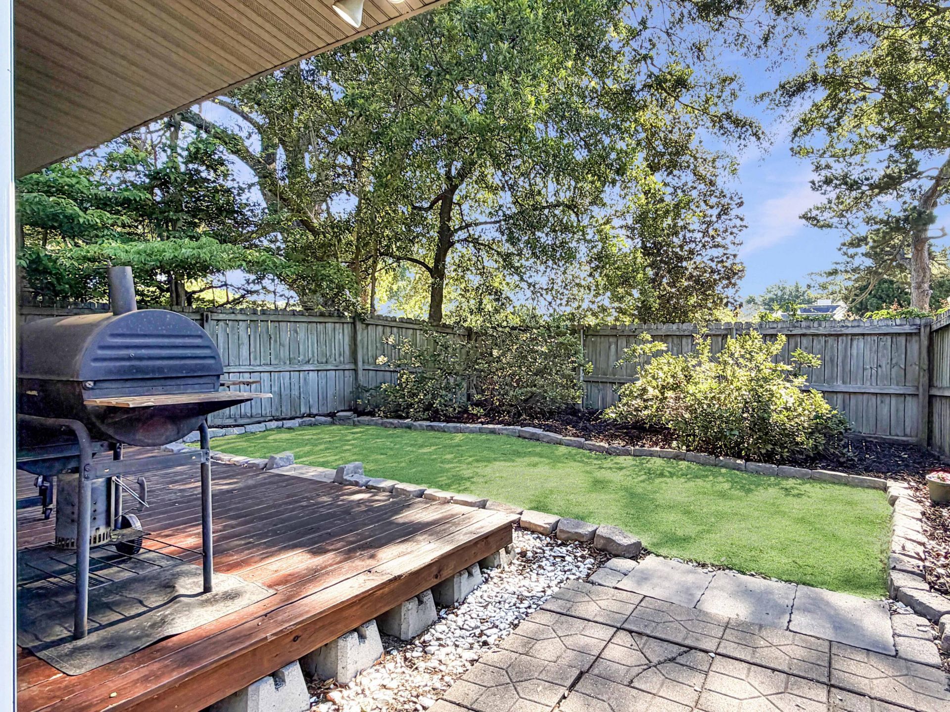 19 Meander Row Photo 13