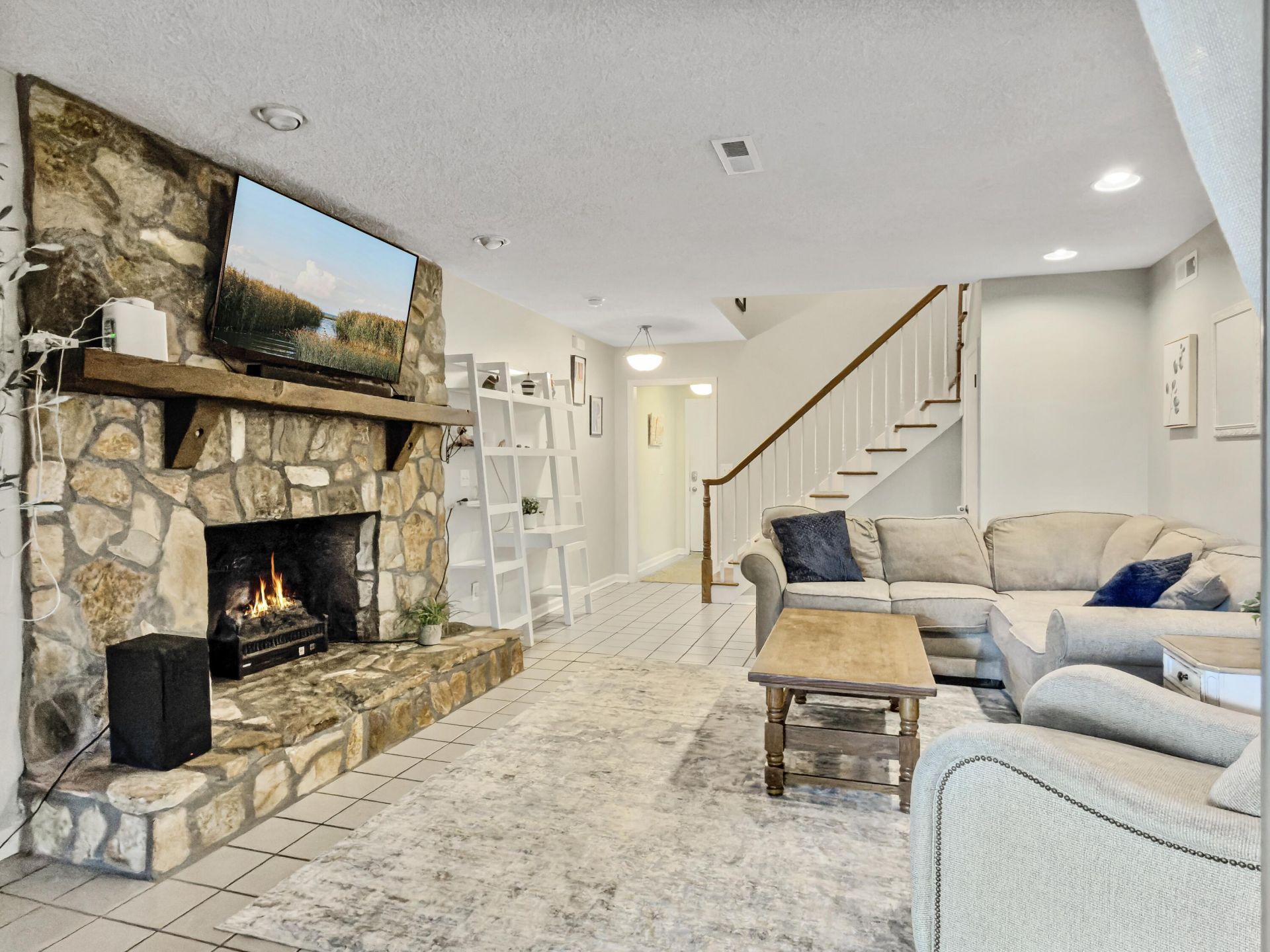 19 Meander Row Photo 14