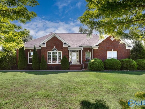 126 Golden Harvest Drive, New Market, AL 35761