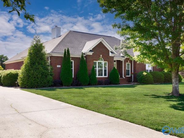 126 Golden Harvest Drive, New Market, AL 35761
