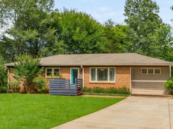 302 Bethune Way NW, Huntsville, AL 35806