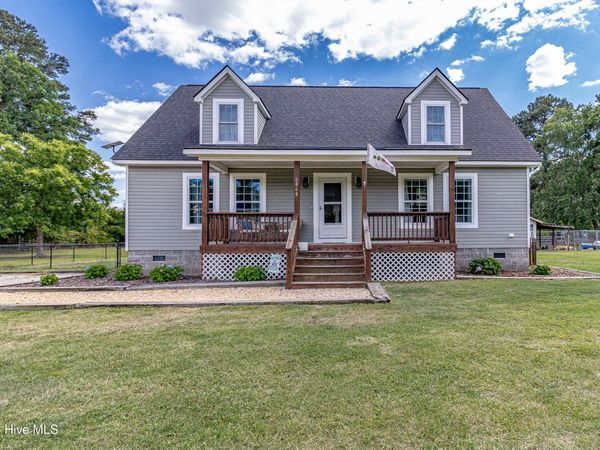 6868 Glover Road , Elm City, NC 27822