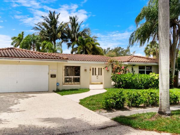 1418 NE 57th Place, Fort Lauderdale, FL 33334