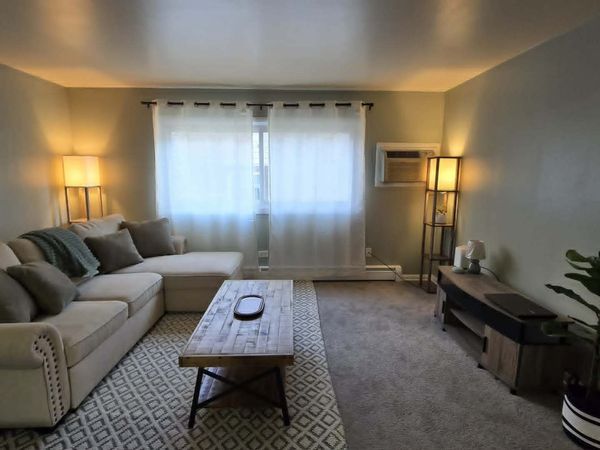 1101 Harlem Avenue, Unit 203, Forest Park, IL 60130