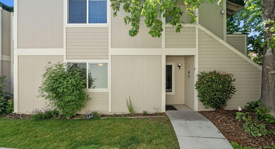 2645 Sunny Slope Drive, Unit 4, Sparks, NV 89434 Photo
