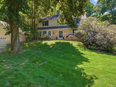 2 Turner Drive, Chappaqua, NY 10514